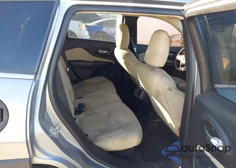 2016 Jeep Cherokee Latitude из США, поврежденный, VIN 1C4PJLCS3GW371297